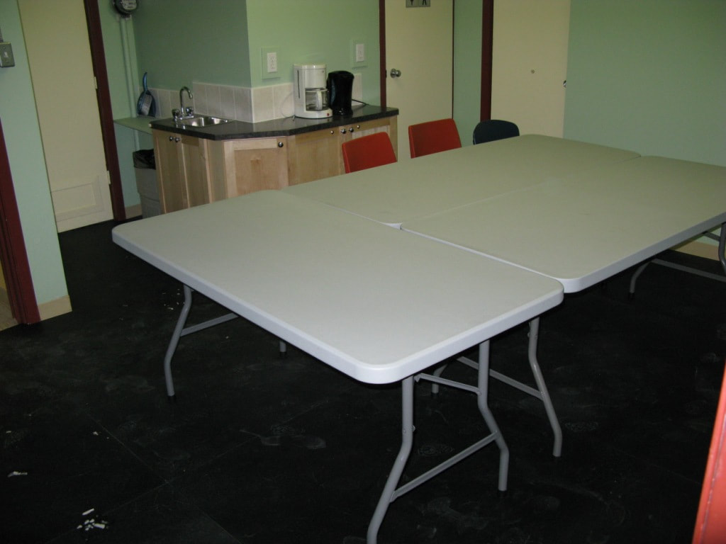 Skateroom table